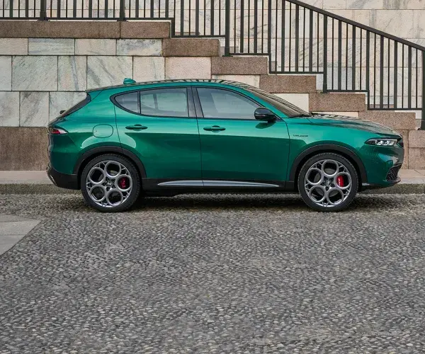 TONALE PLUG-IN HYBRID Q4