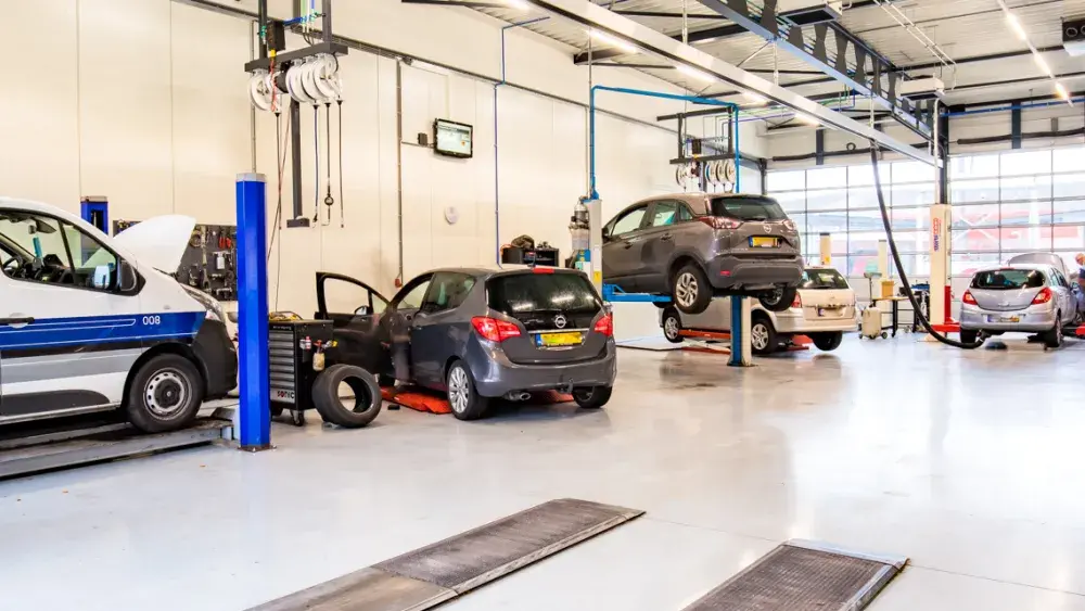 Onze garage in Hilversum
