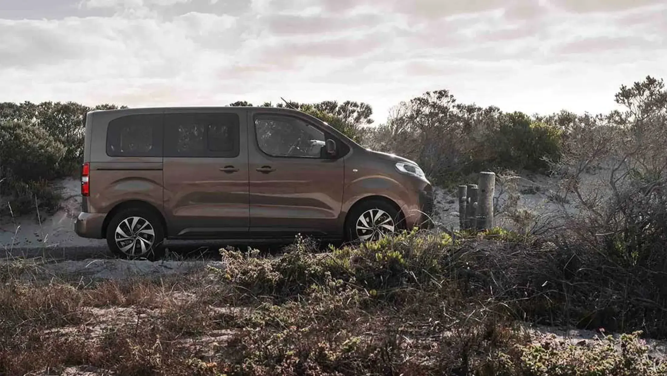 Citroën ë-SpaceTourer zijkant